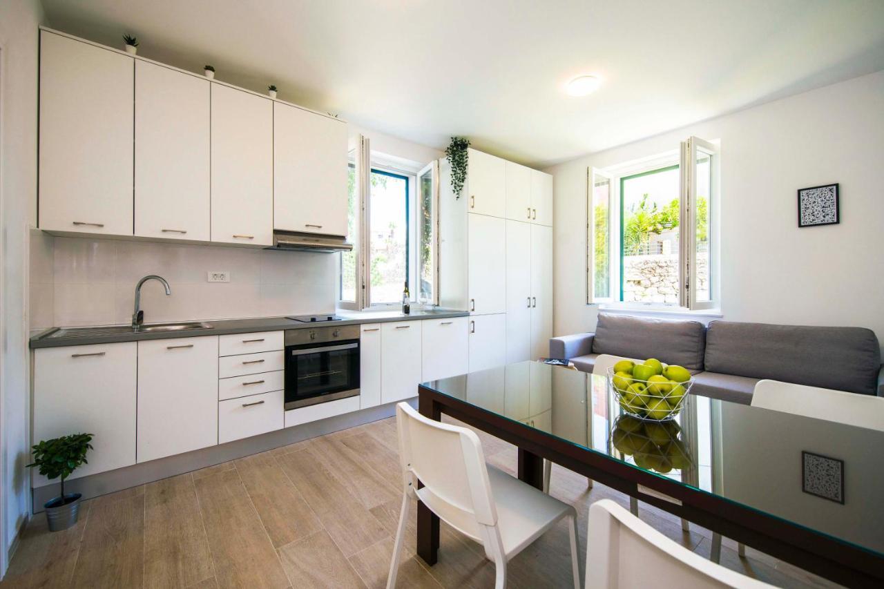 Bonnie & Clyde Appartement Split Buitenkant foto